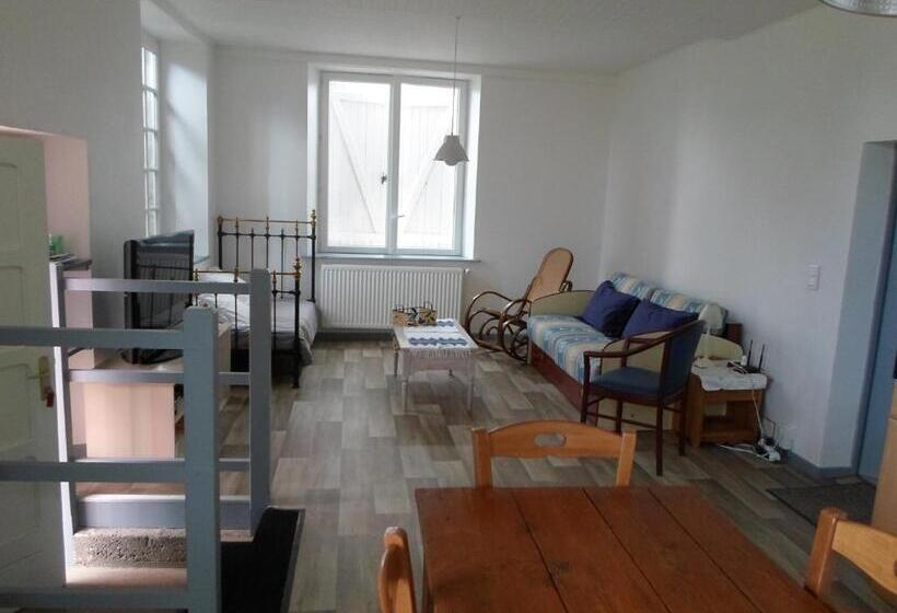 2间卧室的房子, Relais Des Chaux