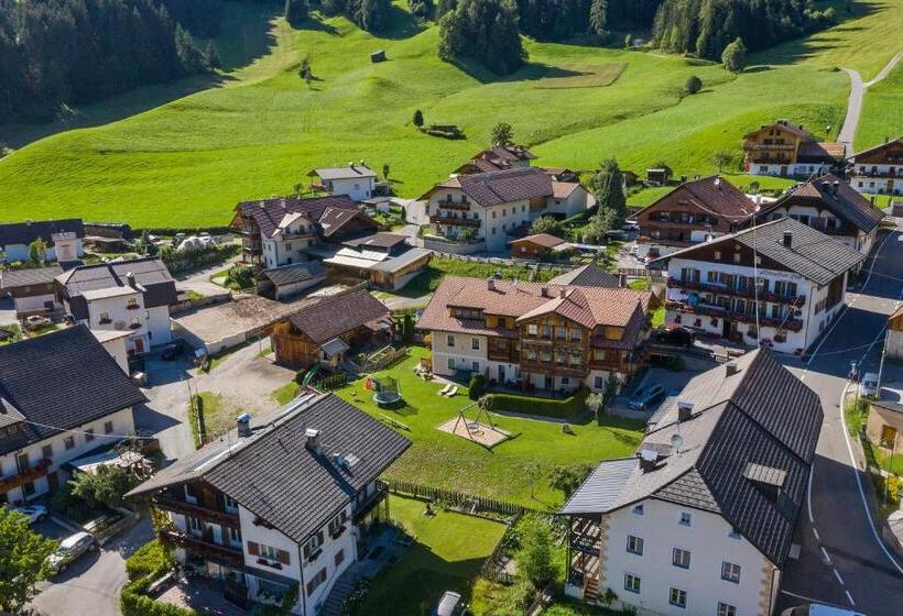 침실 1개 전망 아파트, Hirschenhof