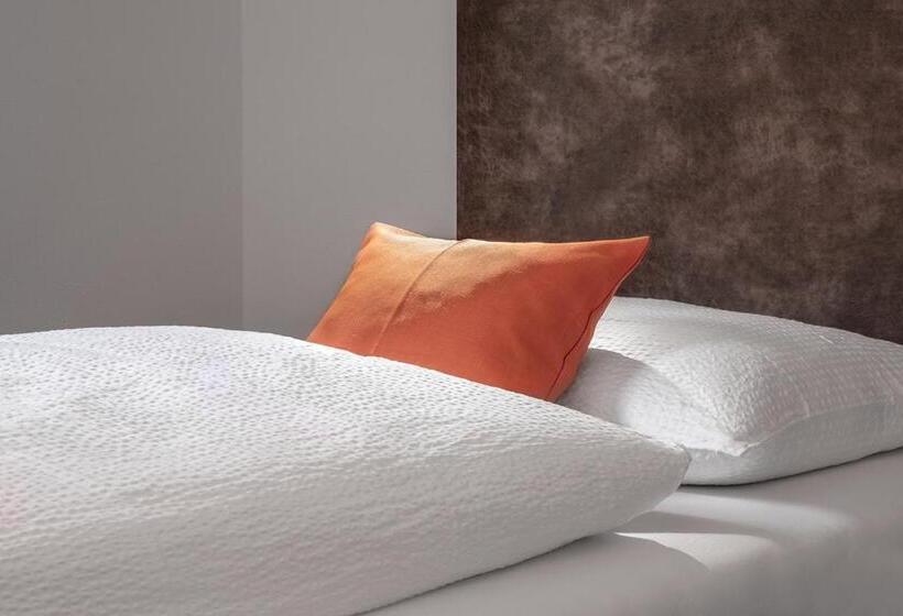 带两个卧室的顶楼公寓, Ciasa De Lenz