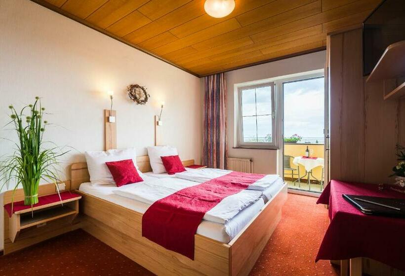 Номер Стандарт с Балконом, Haus Martin Schneeberger