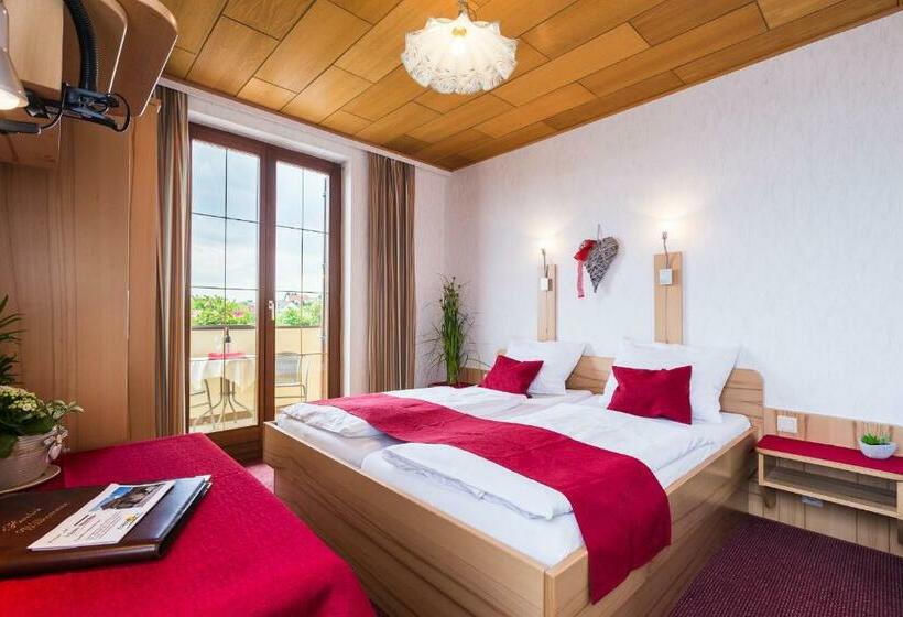 Номер Стандарт с Балконом, Haus Martin Schneeberger