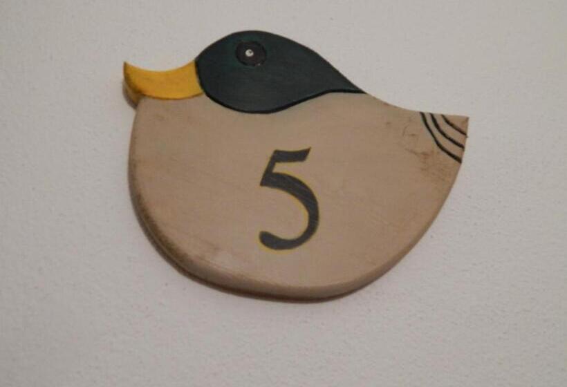 带露台的标准工作室, Residence La Pineta