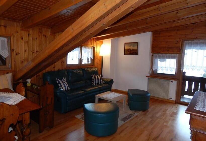 带2个卧室的公寓, Residence La Pineta