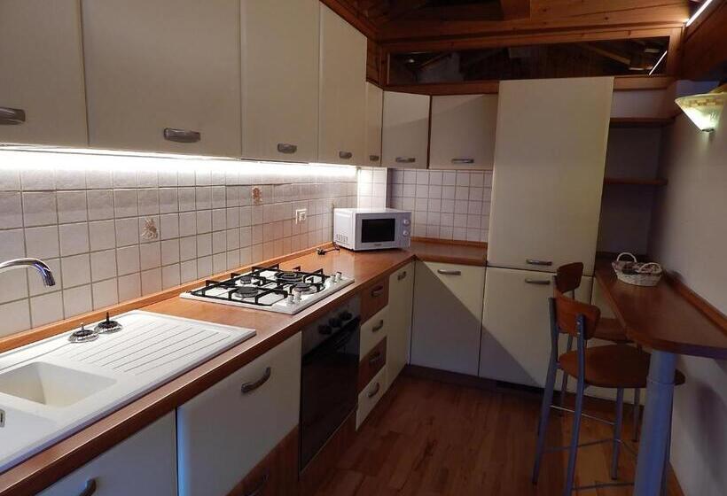 带2个卧室的公寓, Residence La Pineta