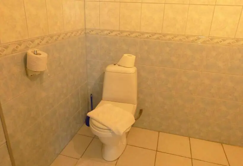 اتاق استاندارد سه نفره, Viva Pirita Hostel
