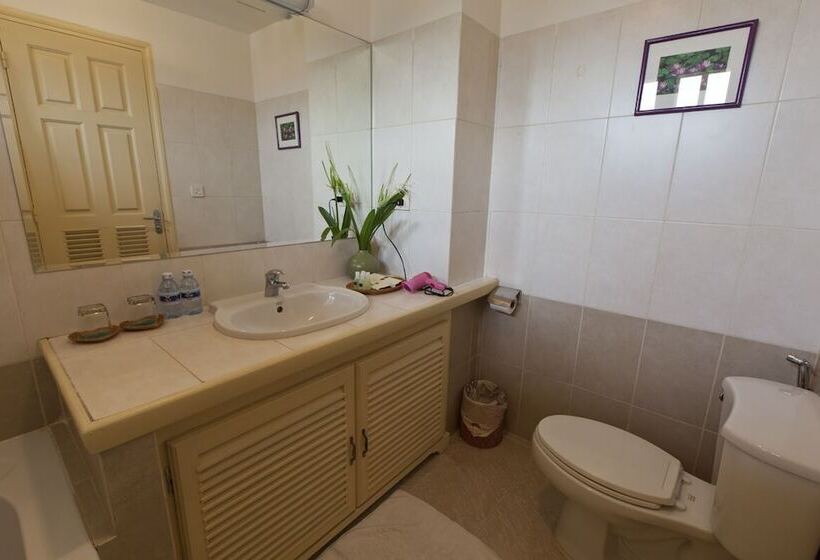 Апартаменты 2 Спальни, Grand Residence