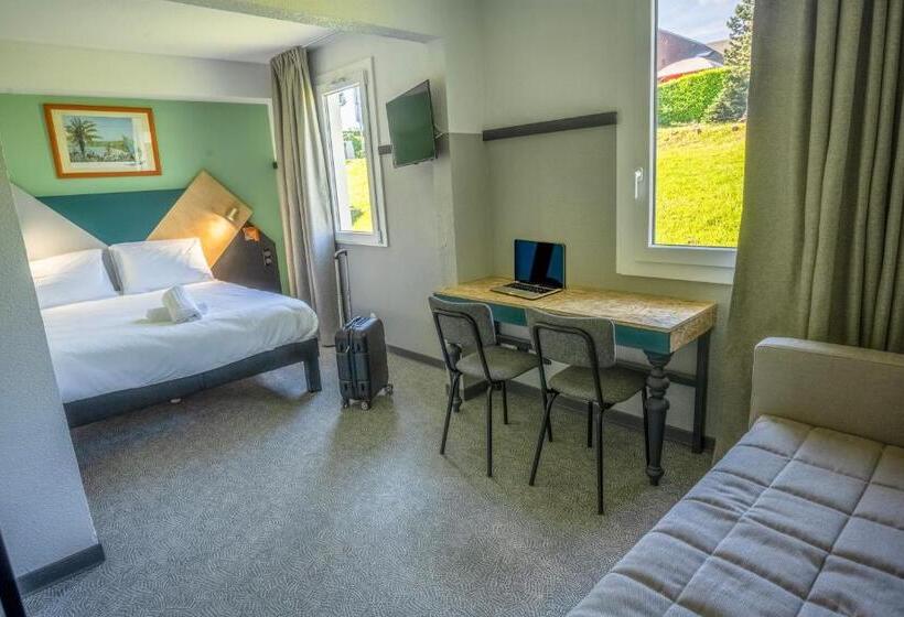 Кровать в Общей Комнате, Greet Hôtel Montbéliard