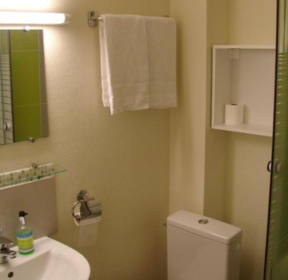 Номер Стандарт, Des Lices   Angers