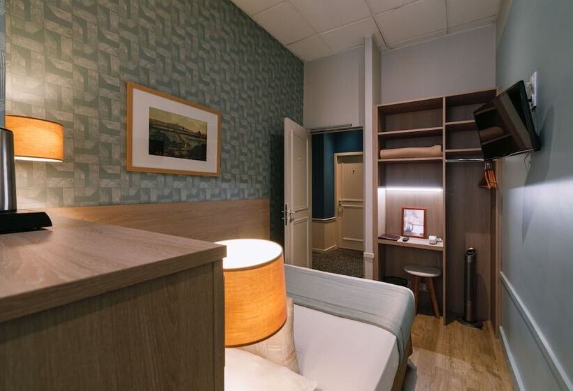 古典房间, Du Dauphin