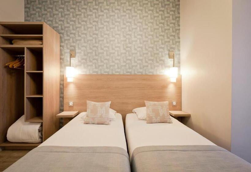 高级大房间, Du Dauphin