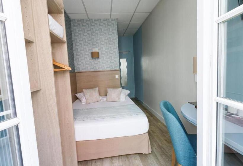 古典房间, Du Dauphin