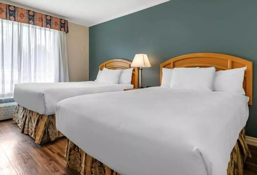 2ダブルベッドのスタンダードルーム, Econo Lodge Inn & Suites
