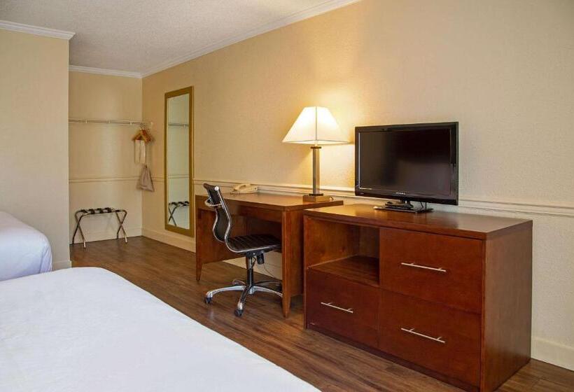 スタンダードルーム, Econo Lodge Inn & Suites