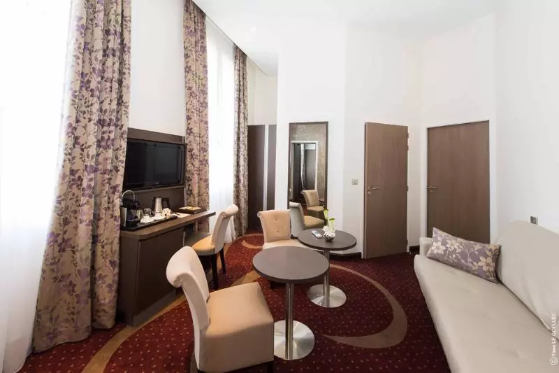 سوییت لوکس, Hôtel François Premier Cognac Centre