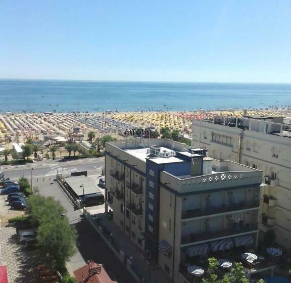 스탠다드 트리플 룸, Galles Rimini
