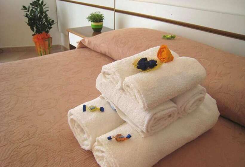 غرفة قياسية فردية, Galles Rimini