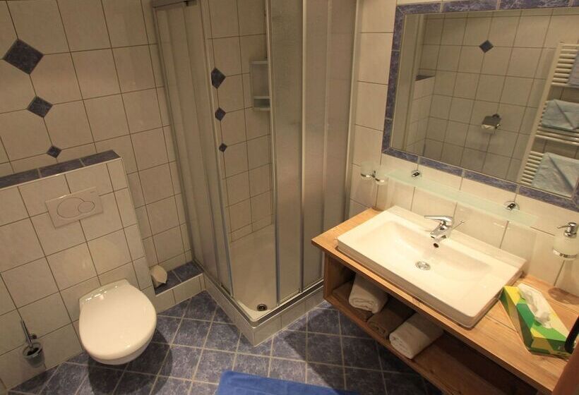 Апартаменты 3 Спальни, Gb Gondelblick