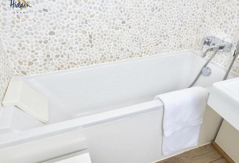 חדר דלוקס, Hidden Bay