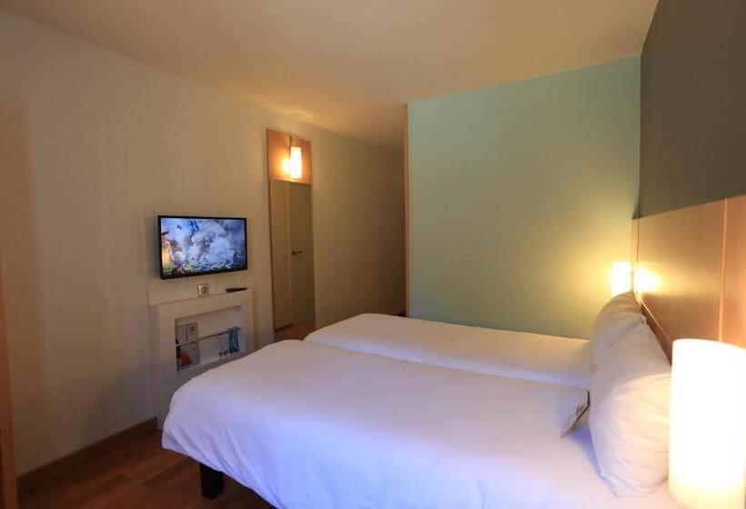 חדר סטנדרט מיטה זוגית, Ibis Aurillac