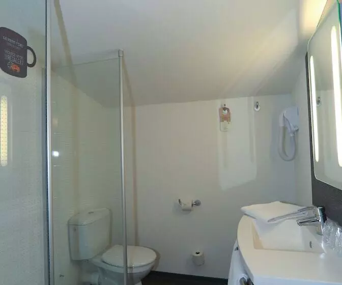 ダブルベッドスタンダードルーム, Ibis Aurillac