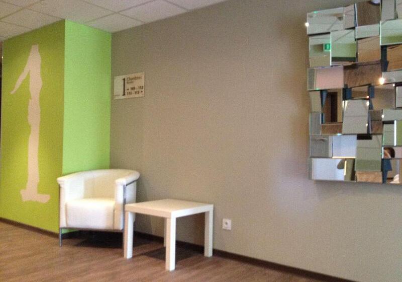 スタンダードルーム, Kyriad Perpignan Sud