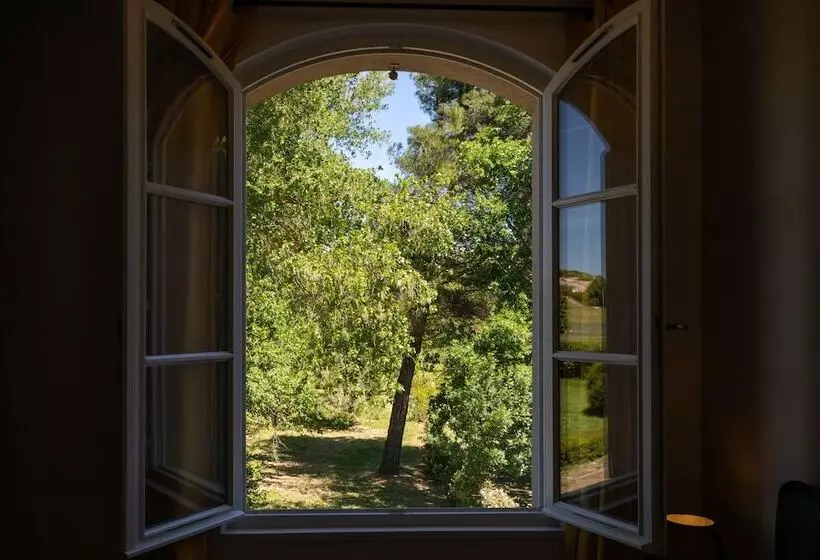 اتاق راحتی, La Bastide Saint Martin