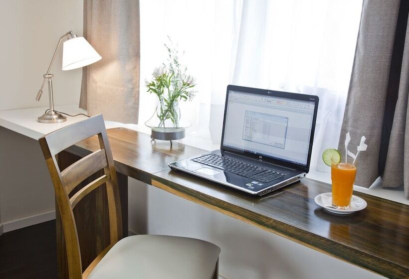 غرفة قياسية فردية, La Mision Posadas