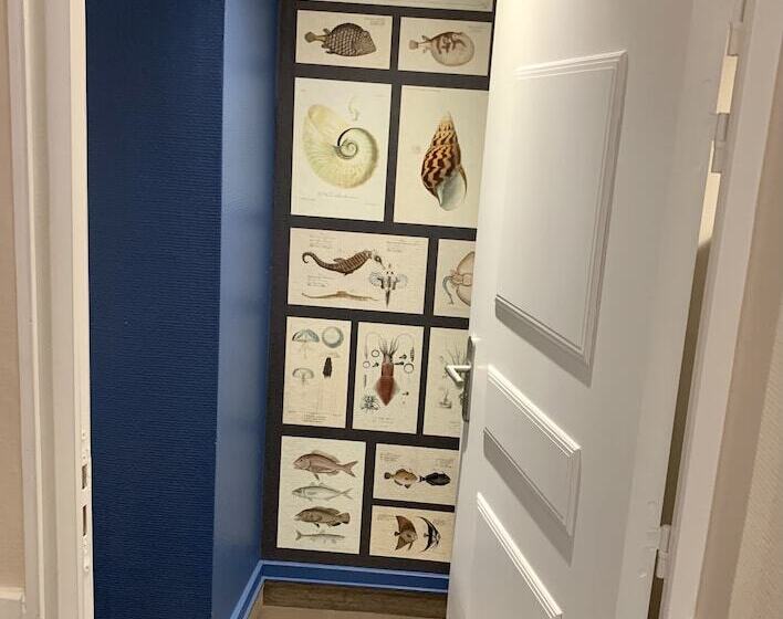 Семейный Номер, Le Petit Baigneur Palavas Plage