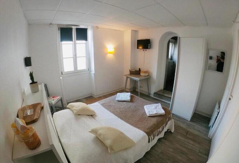 اتاق استاندارد, Le Petit Hôtel