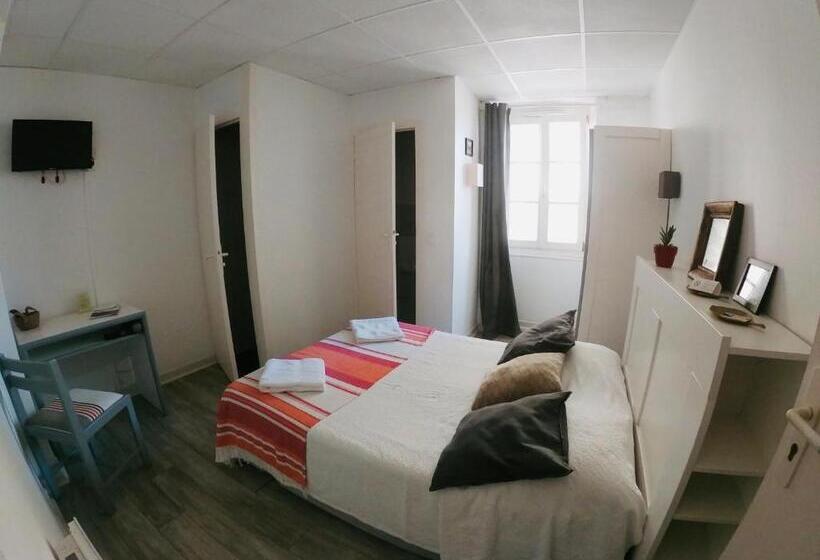 غرفة قياسية, Le Petit Hôtel