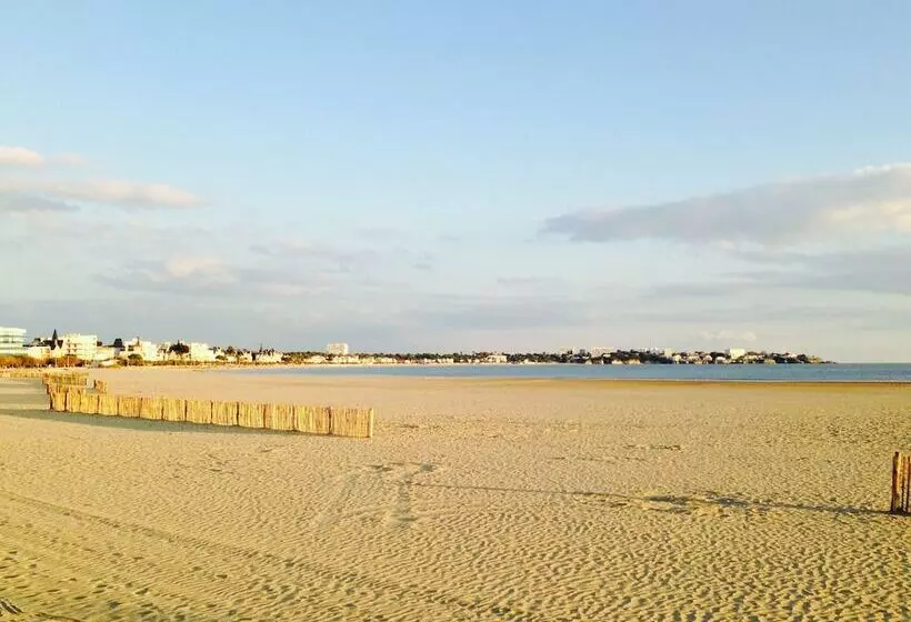 اتاق استاندارد با چشمانداز دریا, Logis Hôtel Rêve De Sable
