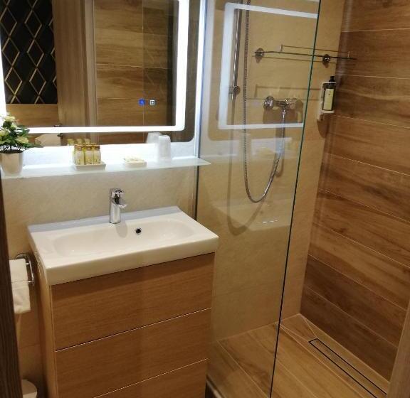 Классический Номер, Miramar  Cap D Antibes   La Garoupe Plage