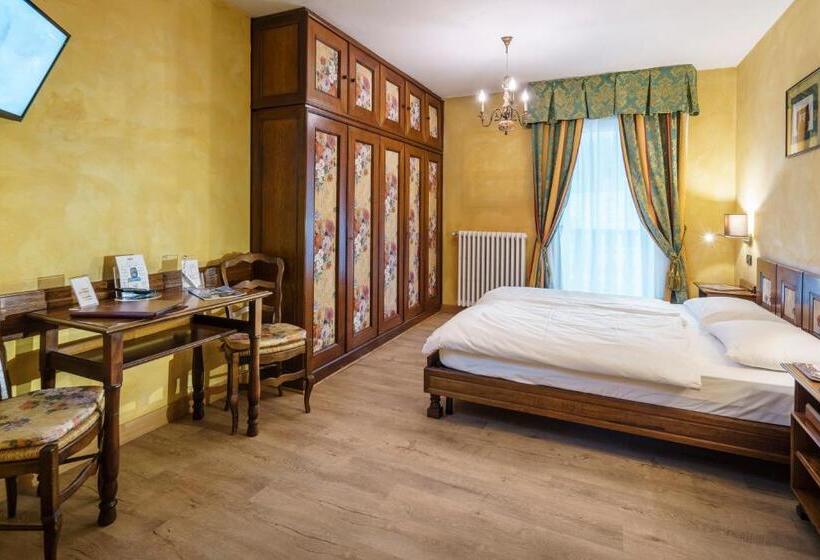 Номер Deluxe, Olimpia