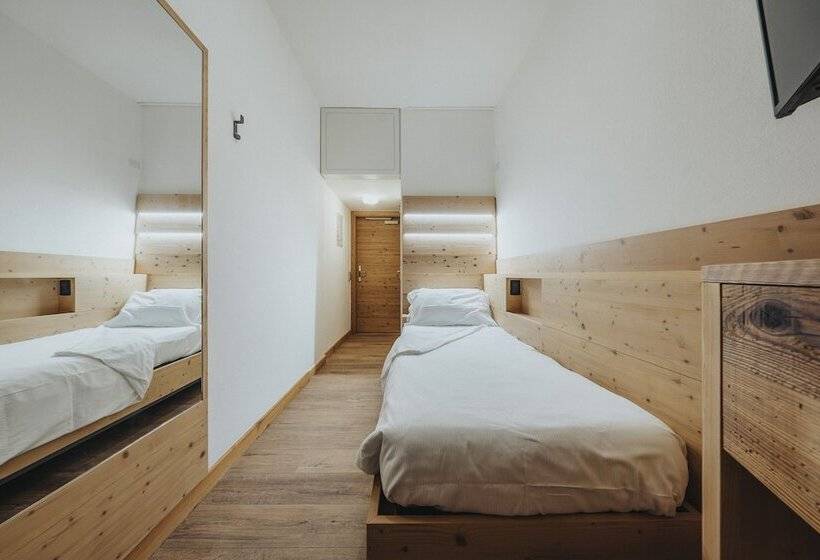 スタンダードシングルルーム, Olimpia