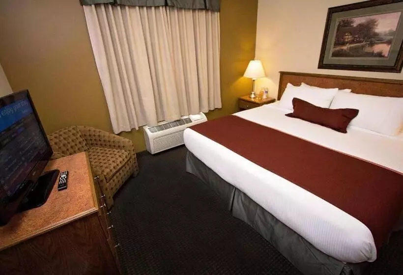 スイート(家族用), Service Plus Inns & Suites Drayton Valley