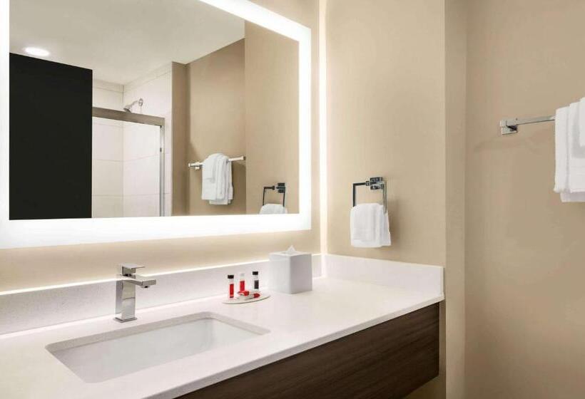 スタンダードシングルルーム, Super 8 By Wyndham Thompson