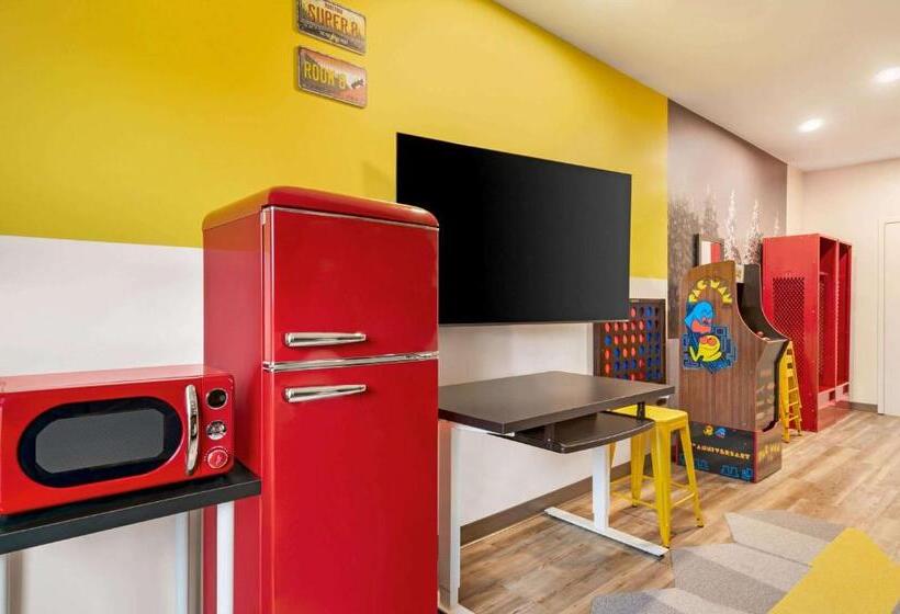 2段ベッド付きスタンダードルーム, Super 8 By Wyndham Thompson