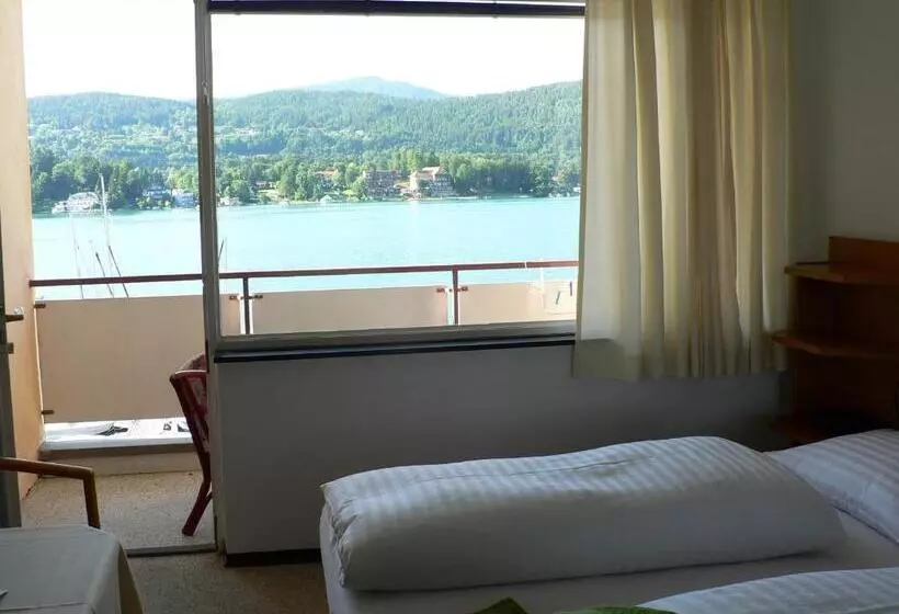 اتاق استاندارد یک تخته با بالکن, Tennis & Yacht Hotel Velden