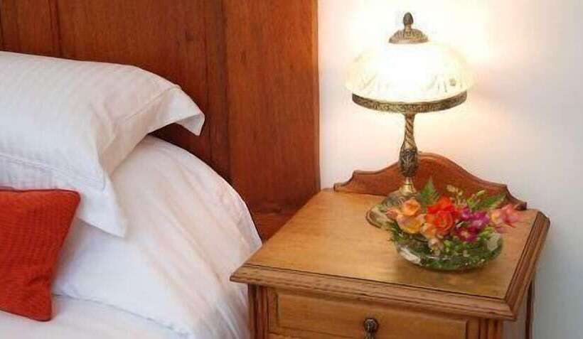 اتاق لوکس, Tiana Buenos Aires