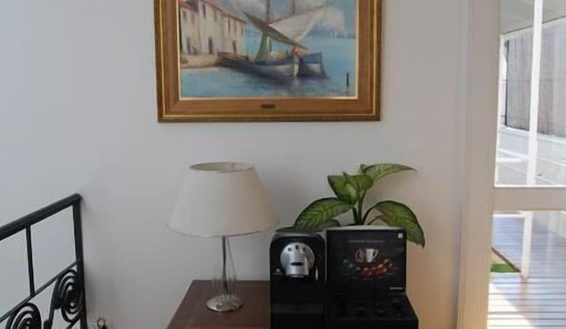 اتاق لوکس, Tiana Buenos Aires