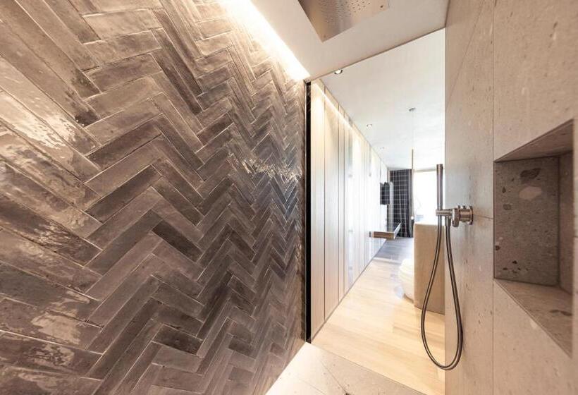 جناح مطلّ علي حمام السباحة, Winkler Sport & Spa Resort