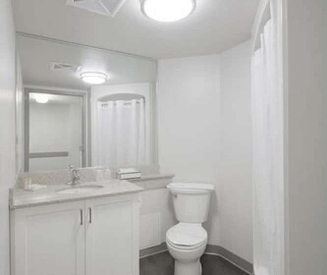 جناح غرفتين نوم, Residence & Conference Centre   King City