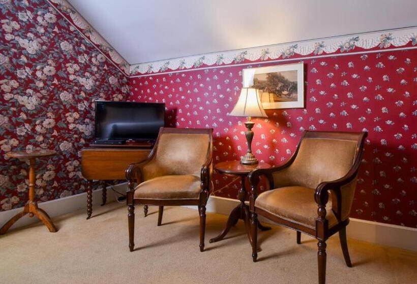Номер Стандарт, The Waring House
