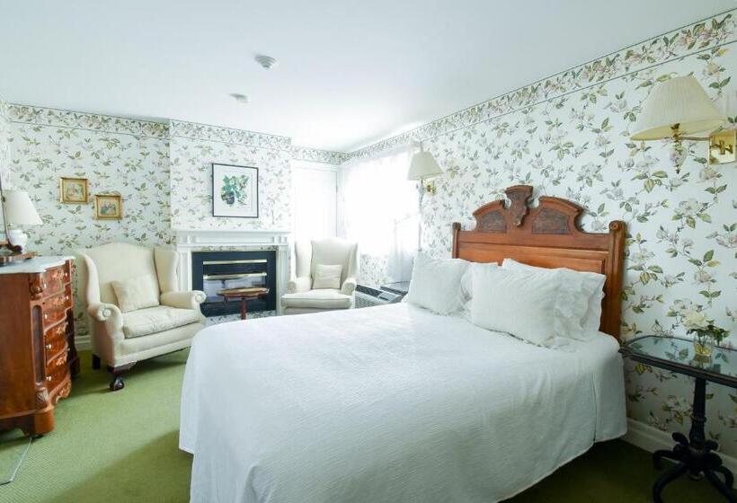 Superior Szoba, The Waring House