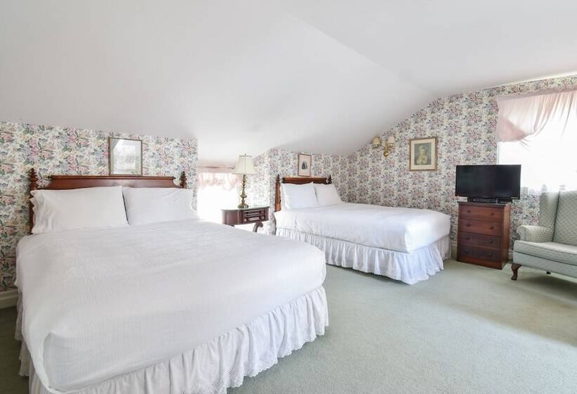 Superior Szoba, The Waring House