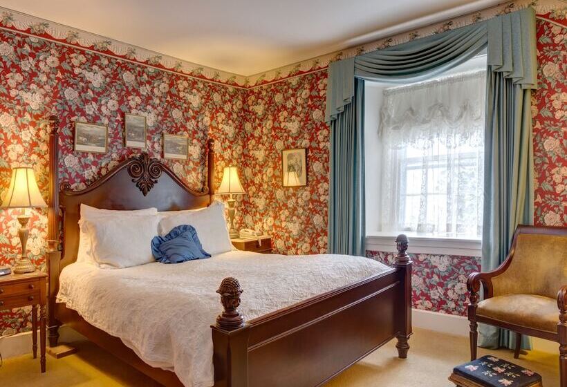 Standard Szoba, The Waring House