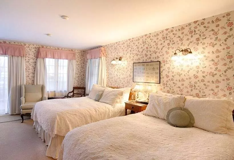 デラックスルーム, The Waring House