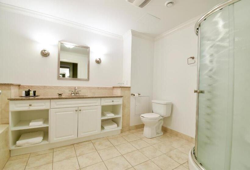 Standard Szoba, The Waring House