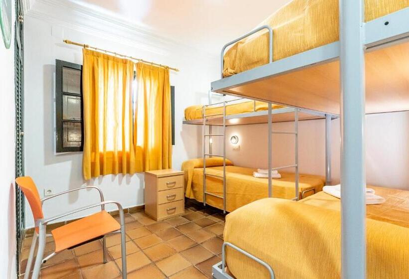מיטה בחדר משותף, Albergue Inturjoven Punta Umbría