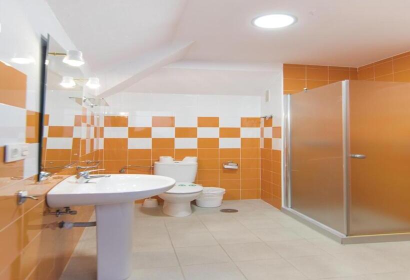 共用房间的床, Albergue Inturjoven Punta Umbría